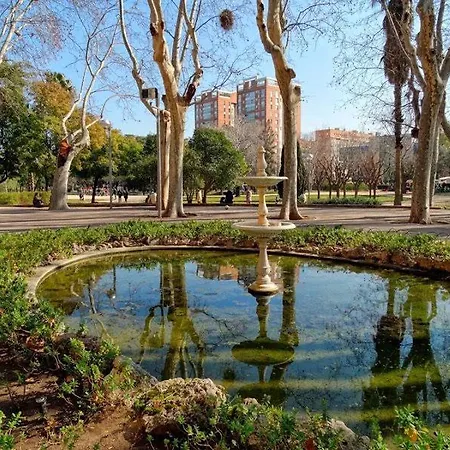 New Flat In The Centre, 10 Min From Bcn Airport * Cornella de Llobregat