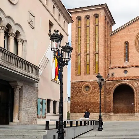New Flat In The Centre, 10 Min From Bcn Airport