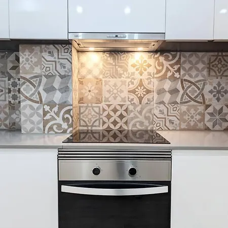 New Flat In The Centre, 10 Min From Bcn Airport Корнелья де Лиобрегат